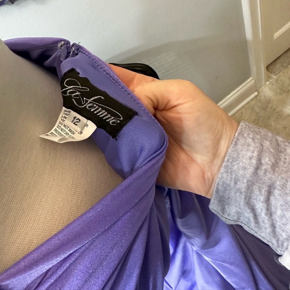 NWOT La Femme Gala Prom Cocktail Wedding Purple Tight Sexy Back Goddess - Picture 17 of 17